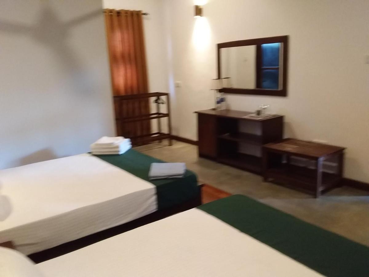 Forest Edge Villa Anuradhapura Kamer foto